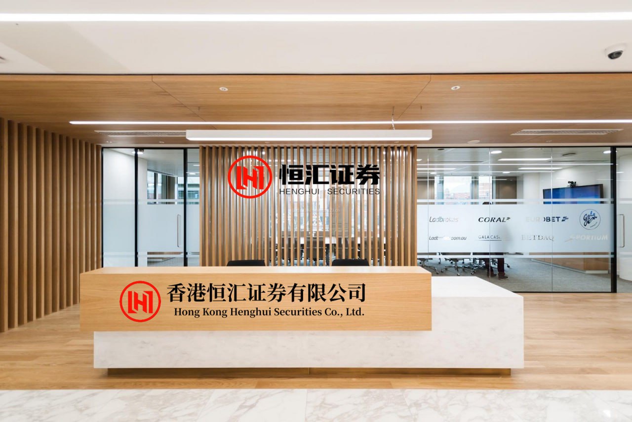 涨盈配 10月1日外盘头条：特朗普称最后一批美军即将撤离伊拉克 谷歌推出Gemini 4 Argon 美光营收单季破540亿美元